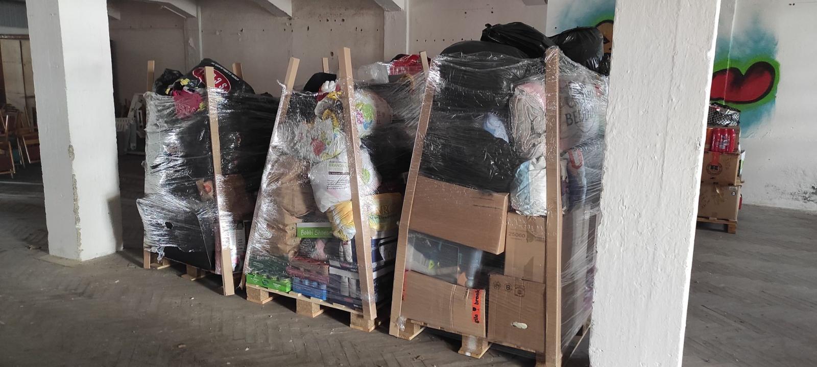 Magazyn Zbiórki Darów dla uchodźców z Ukrainy