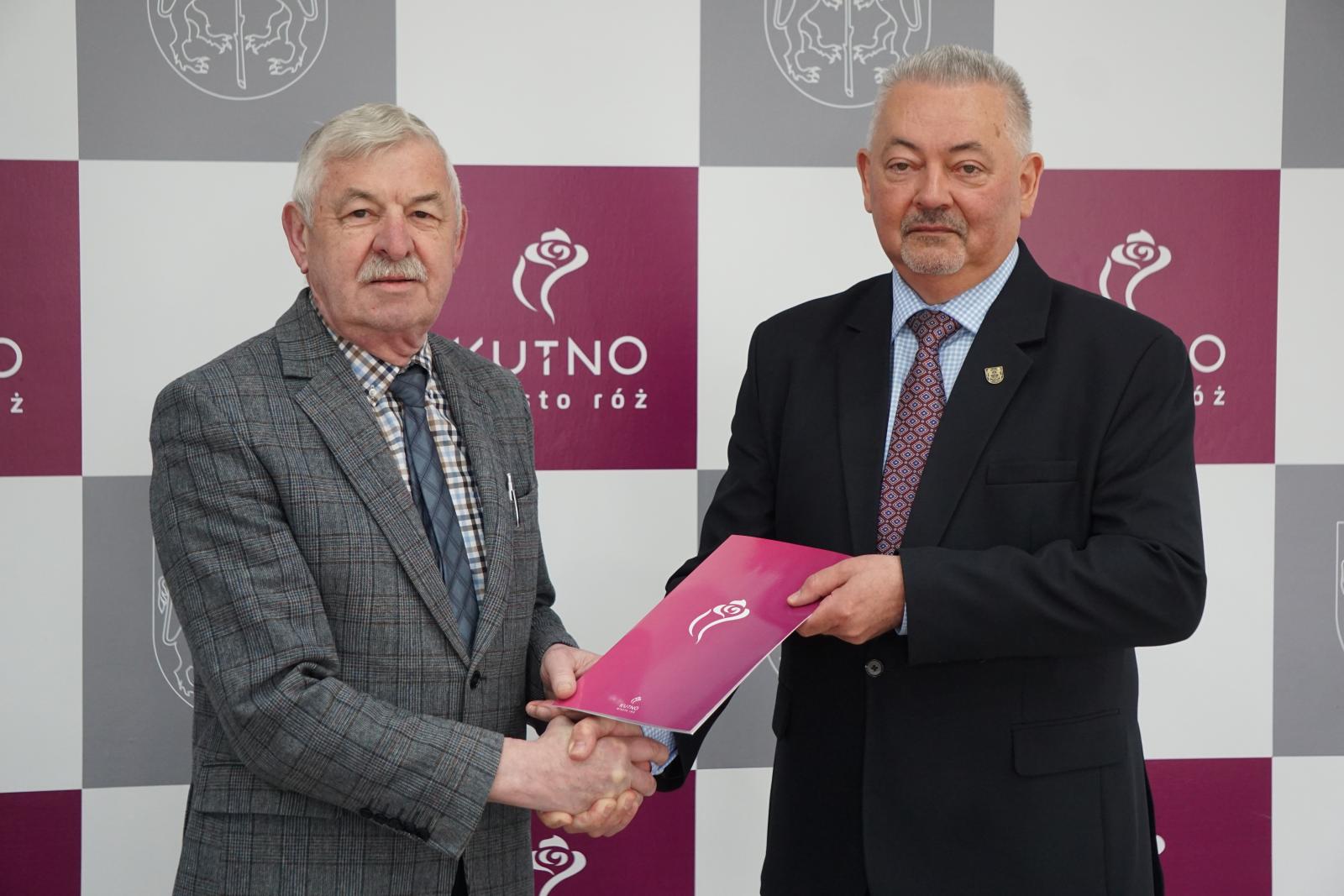 Prezydent Zbigniew Burzyński i dyrektor Grzegorz Chojnacki
