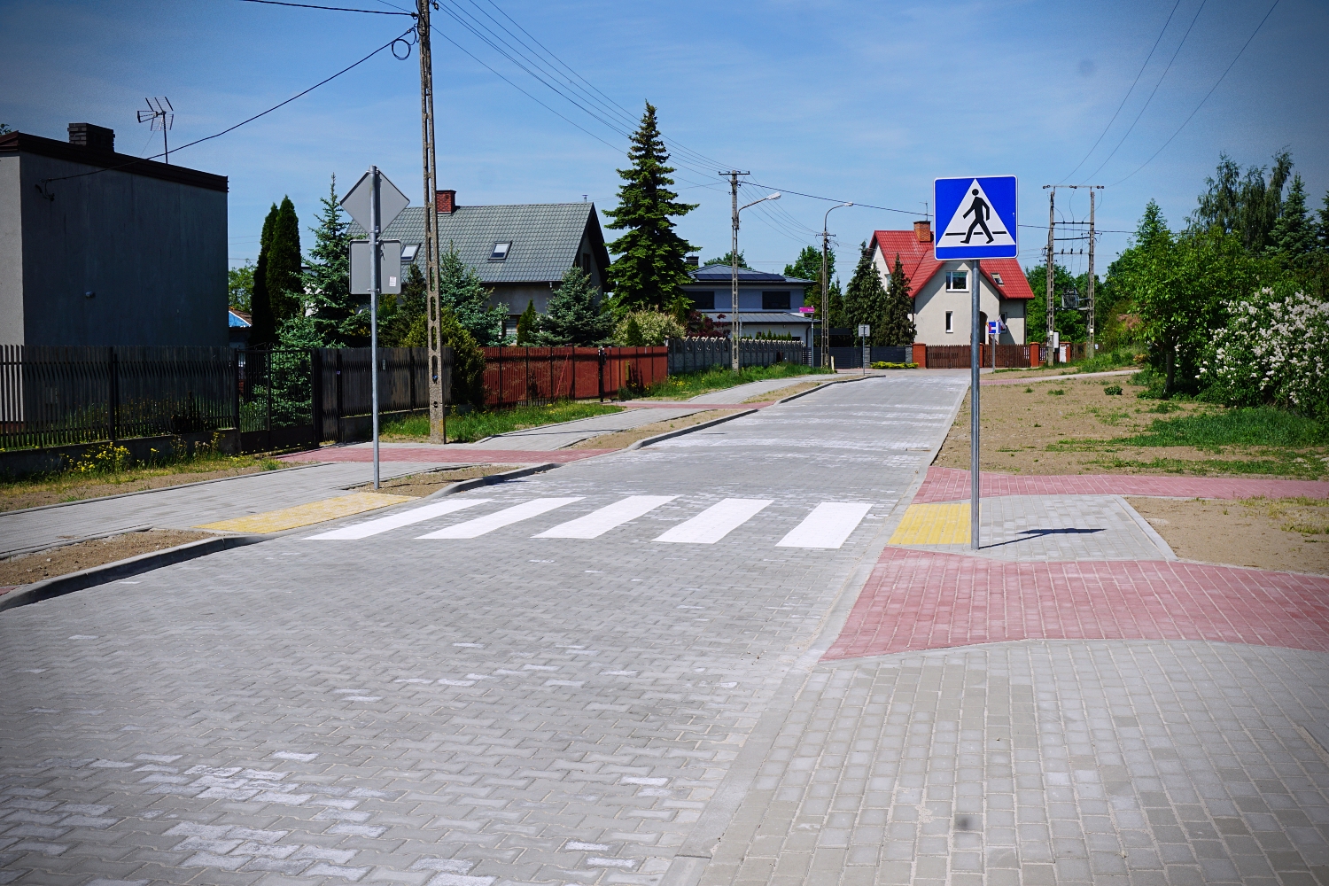 Ulice Chmielna i Spacerowa po przebudowie