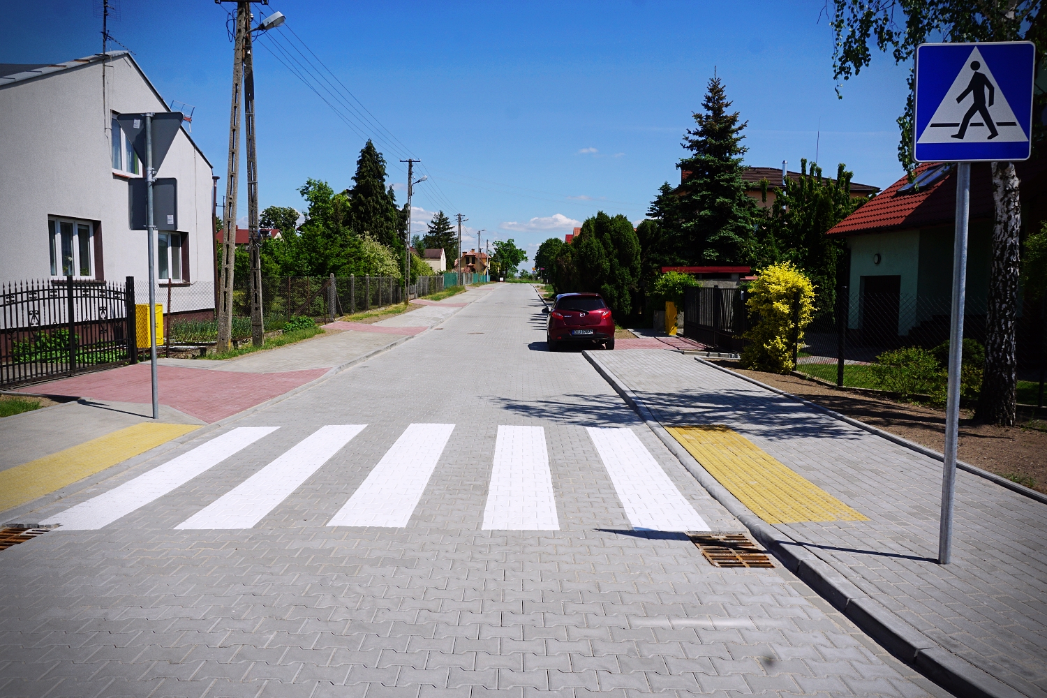 Ulice Chmielna i Spacerowa po przebudowie