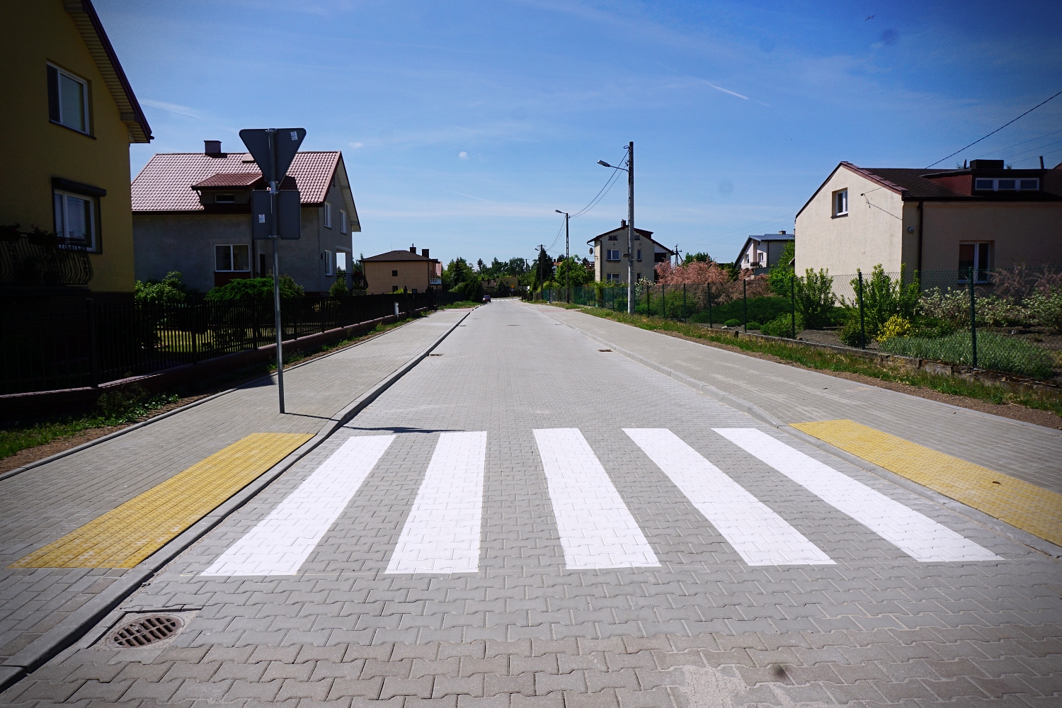 Ulice Chmielna i Spacerowa po przebudowie