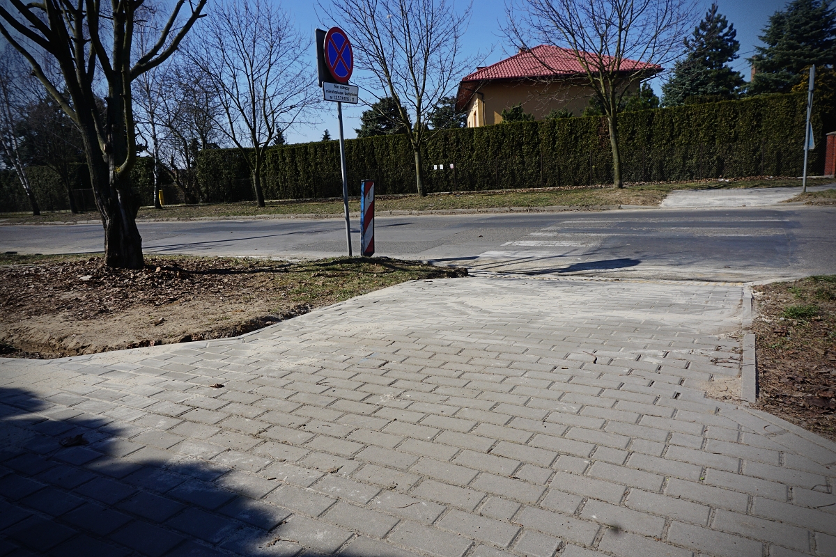 Wyremontowany chodnik