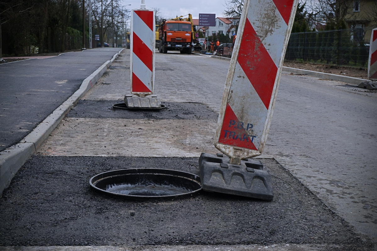 Zabezpieczone studzienki kanalizacyjne