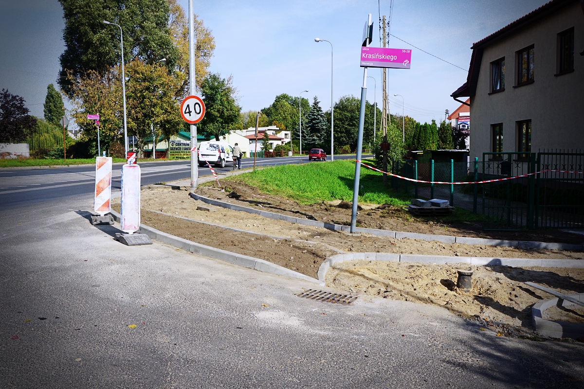 Ścieżka rowerowa na skrzyżowaniu Krasińskiego, Łęczyckiej i Mickiewicza