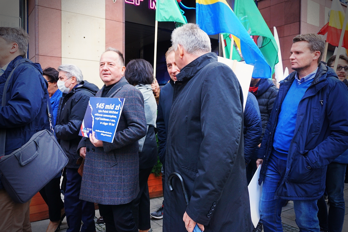 Protest samorządowców w Warszawie