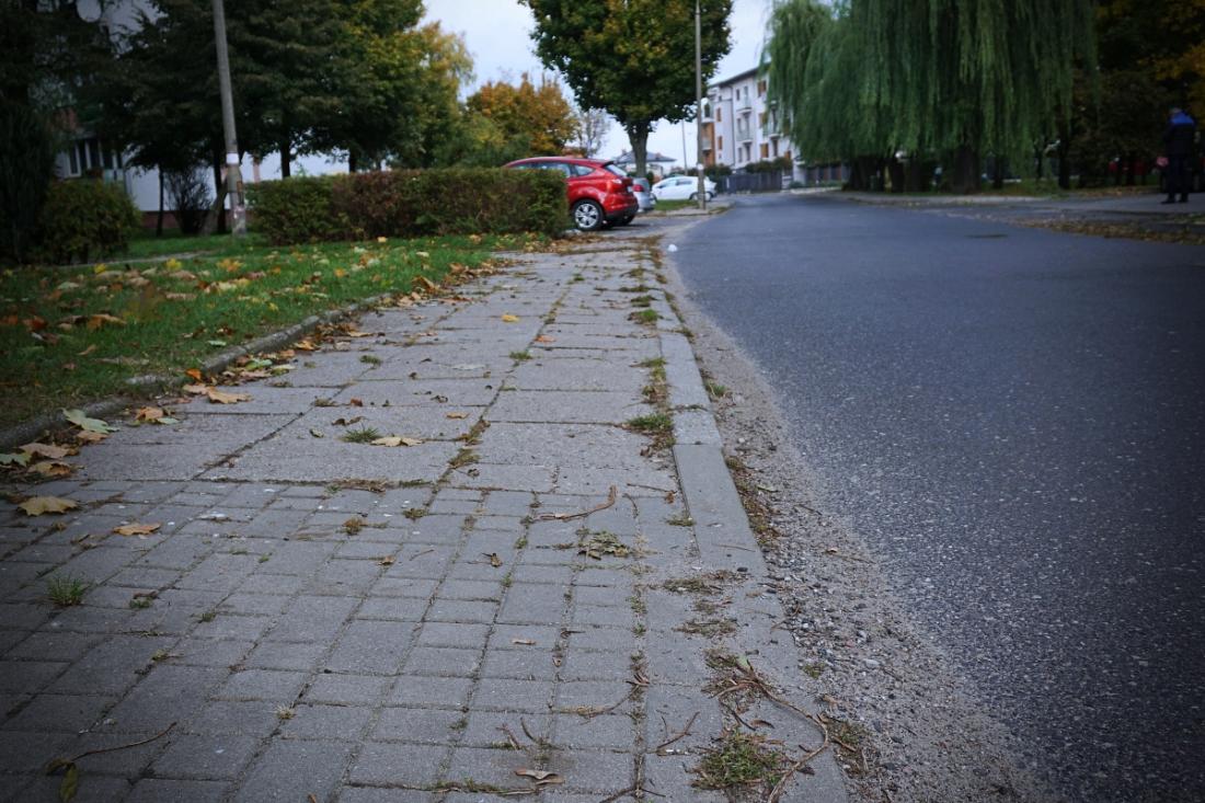 Remont chodnika na ulicy Łokietka