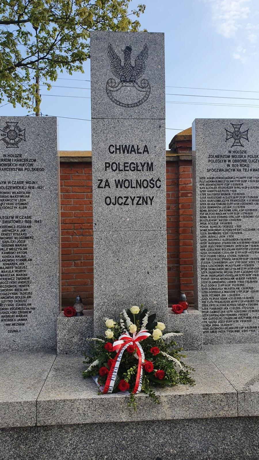 zdjęcie pomnika