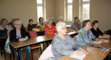 „Pomoc i wsparcie dla Seniorów w Kutnie” - wykład dla słuchaczy SUTW