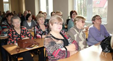 „Pomoc i wsparcie dla Seniorów w Kutnie” - wykład dla słuchaczy SUTW