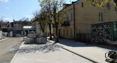 [Fotorelacja] Postęp prac na Placu Wolności i Rynku Zduńskim