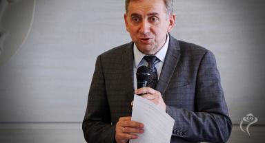 Na zdjęciu widać jedną osobę