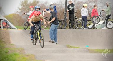 Warsztaty na skateparku i pumptracku
