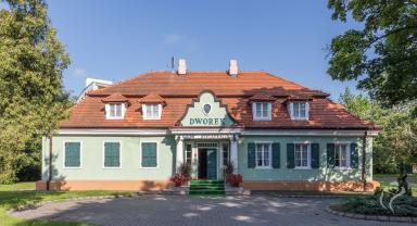 Dworek Szomańskich, obecnie mieszczący hotel i restaurację