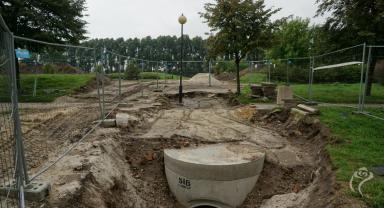 Trwa budowa sieci kanalizacji deszczowej na Alejach ZHP