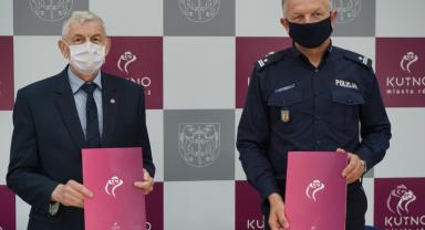 Podpisanie porozumienia w sprawie dodatkowych służb ponadnormatywnych