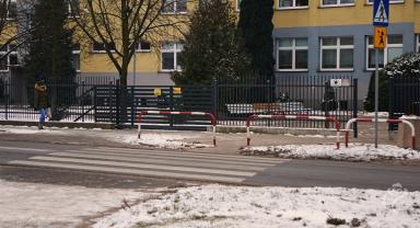 Przejście dla pieszych na ulicy Zamoyskiego