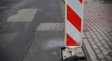 Skradziona kratka kanalizacyjna