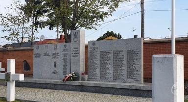 zdjęcie pomnika