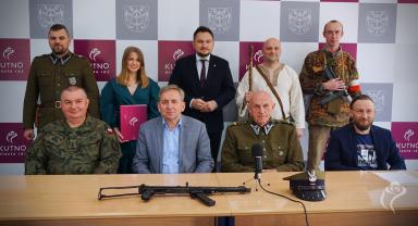 Podpisanie umowy na organizację Odysei Historycznej